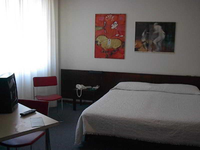 Albergo Residence Italia Vintage Hotel Pordenone Extérieur photo